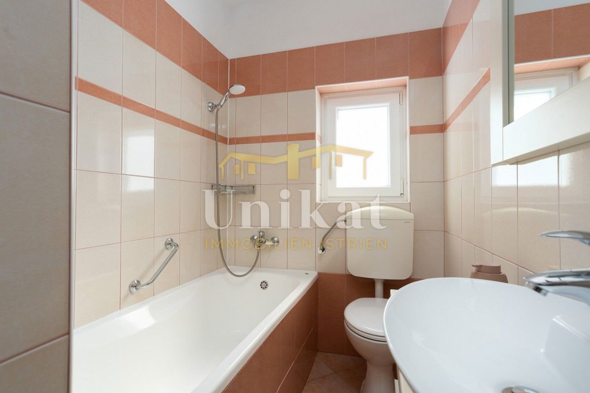 Hiša v okolici Poreča, 3 spalnice, mirna lokacija